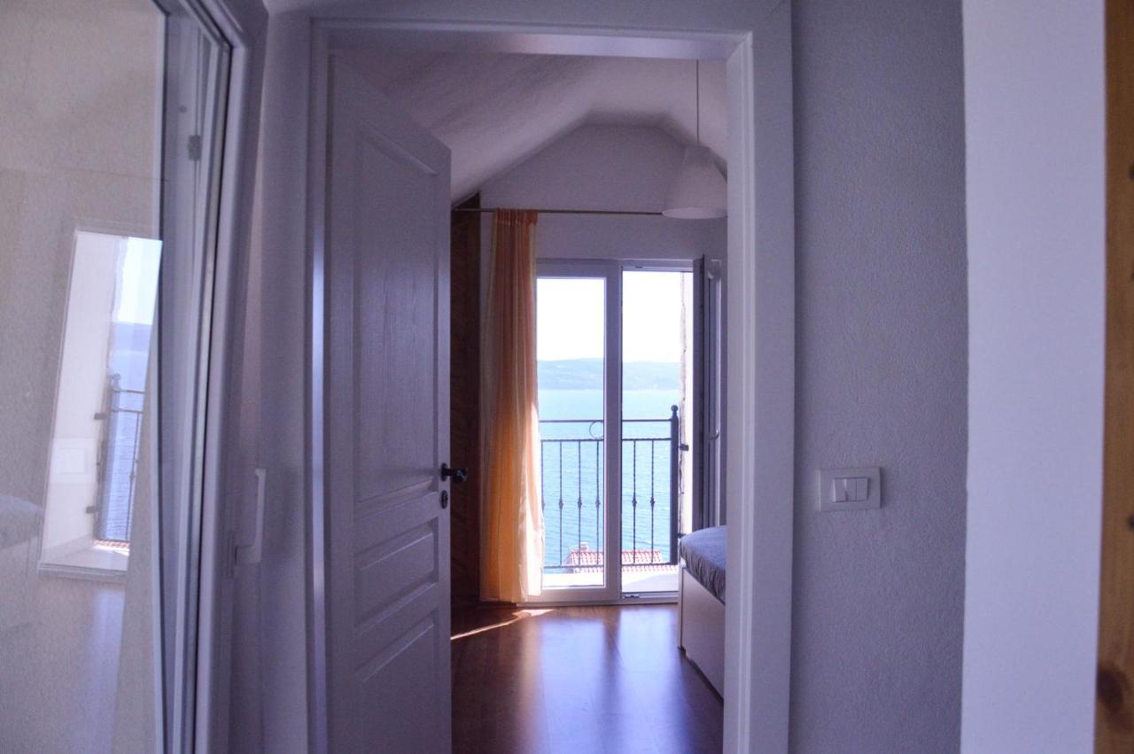 Old Stone House Klaric Apartment Brela Bagian luar foto