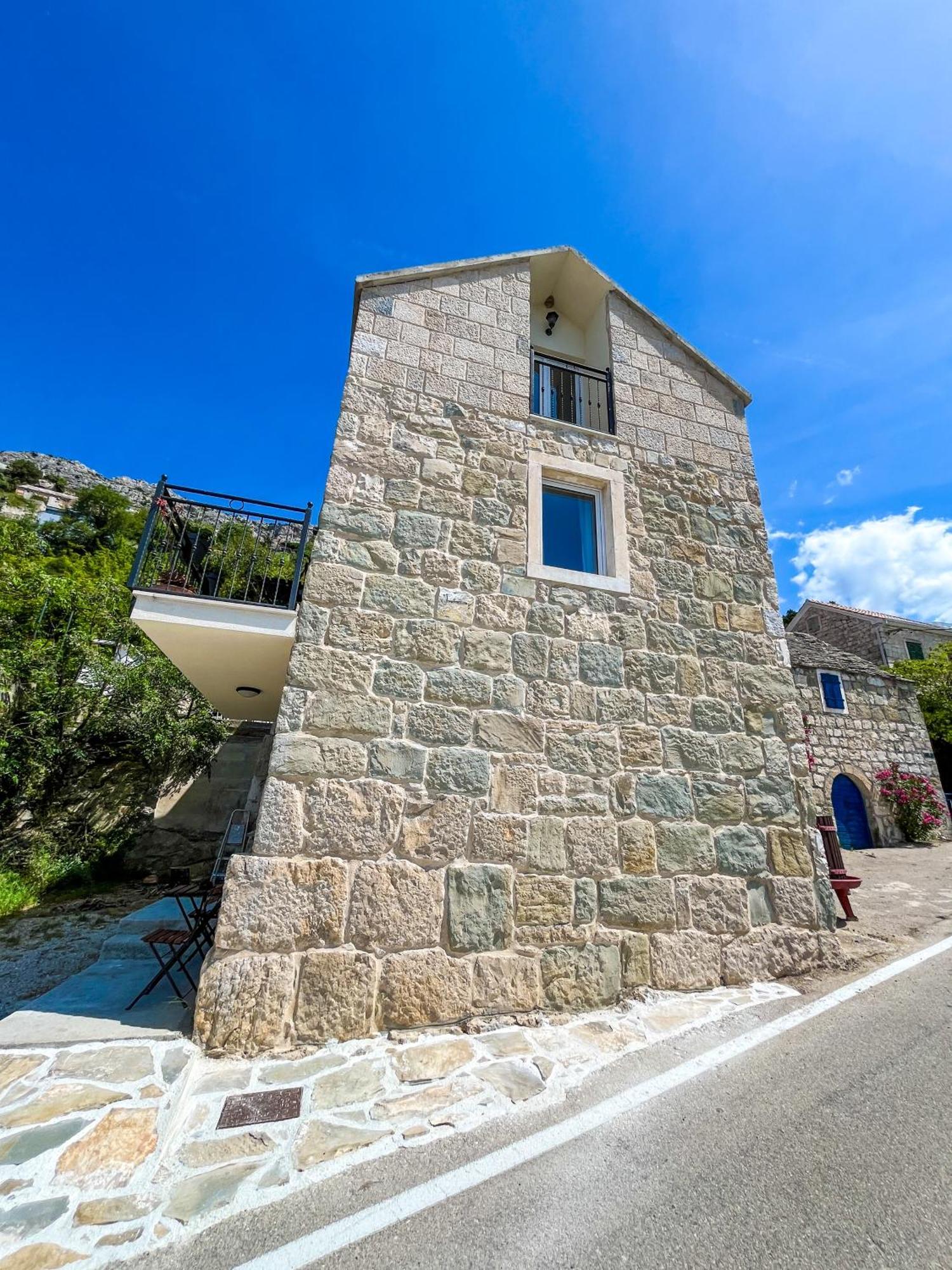 Old Stone House Klaric Apartment Brela Bagian luar foto